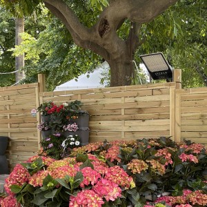 Wavy softwood slatted panel