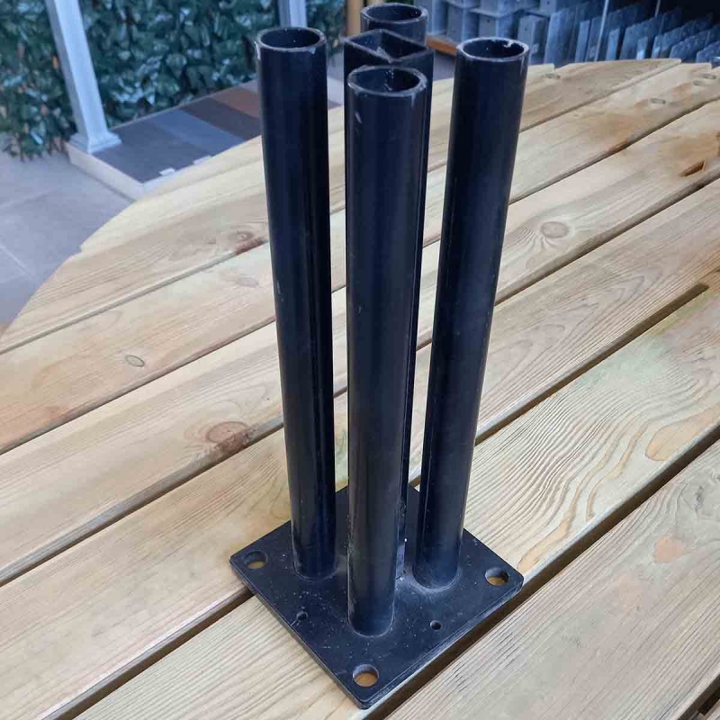 Metal post holder