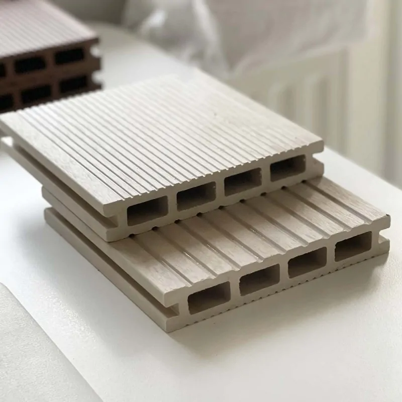 WPC decking board 2,5 x 15 x 390cm - off white