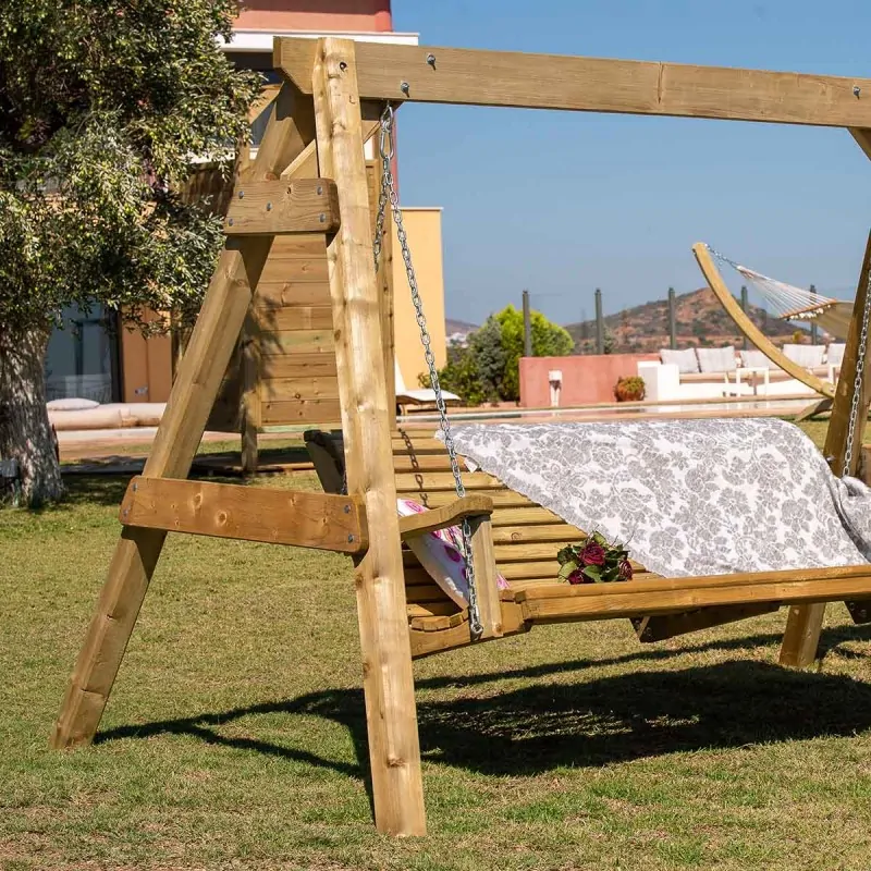 3-Seater Outdoor Wooden Swing