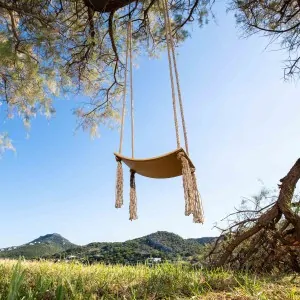 Curved fringes swing - beige