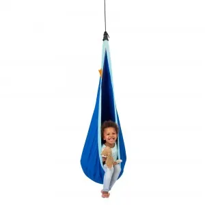 Kids hanging nest Joki Dolphy