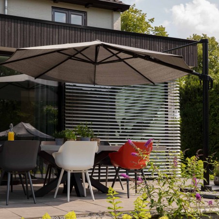 Coolfit overhanging Parasol Ø350cm | off white