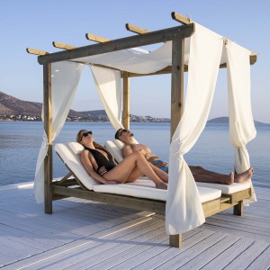 Double sun lounger