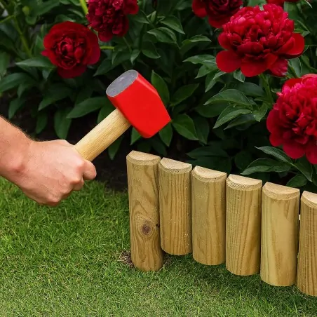 Wooden Garden Fence Spiked 15 x 105cm