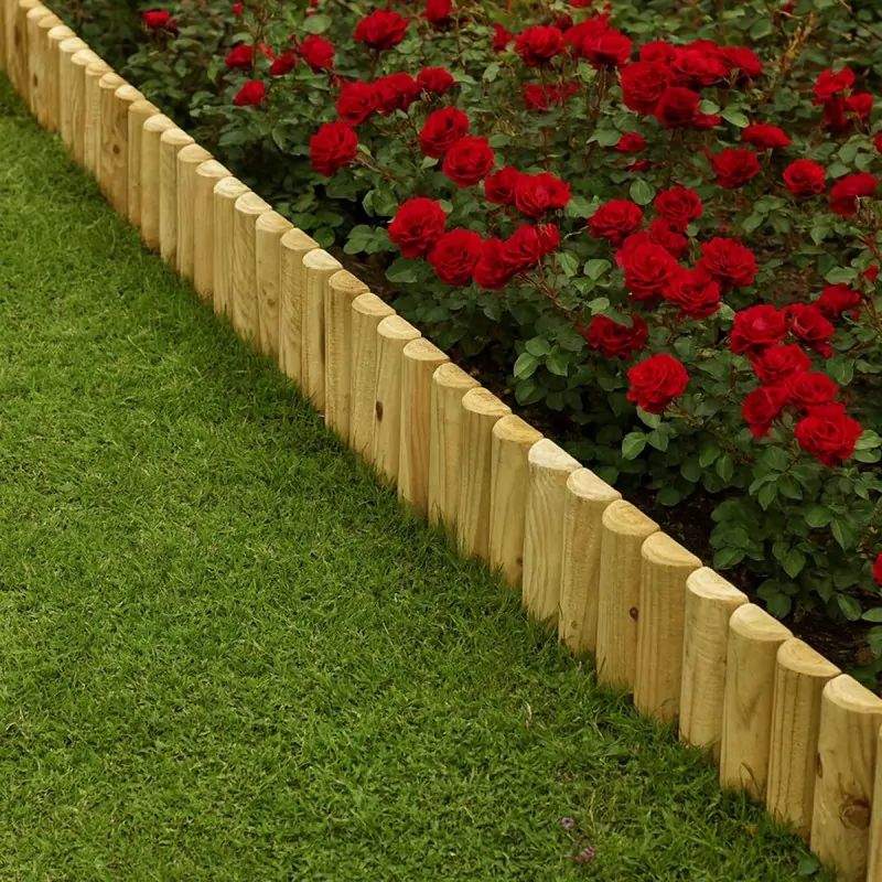 Wooden Garden Fence Spiked 20 x 105cm