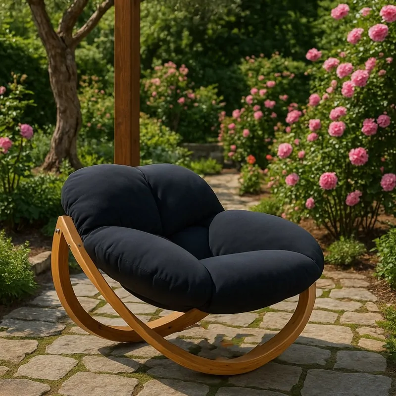 TIGA Armchair - Elegant Contrast