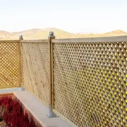 Wooden Diamond Trellis (eye 2x2) 150 x 180cm