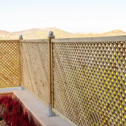 Wooden Diamond Trellis (eye 2x2) 120 x 180cm