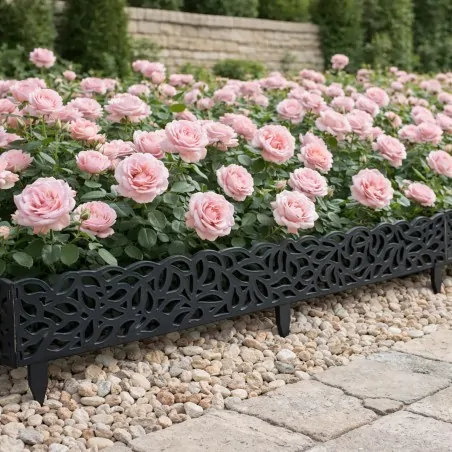 Falling Leaves Garden Edging 90×15 cm – Black