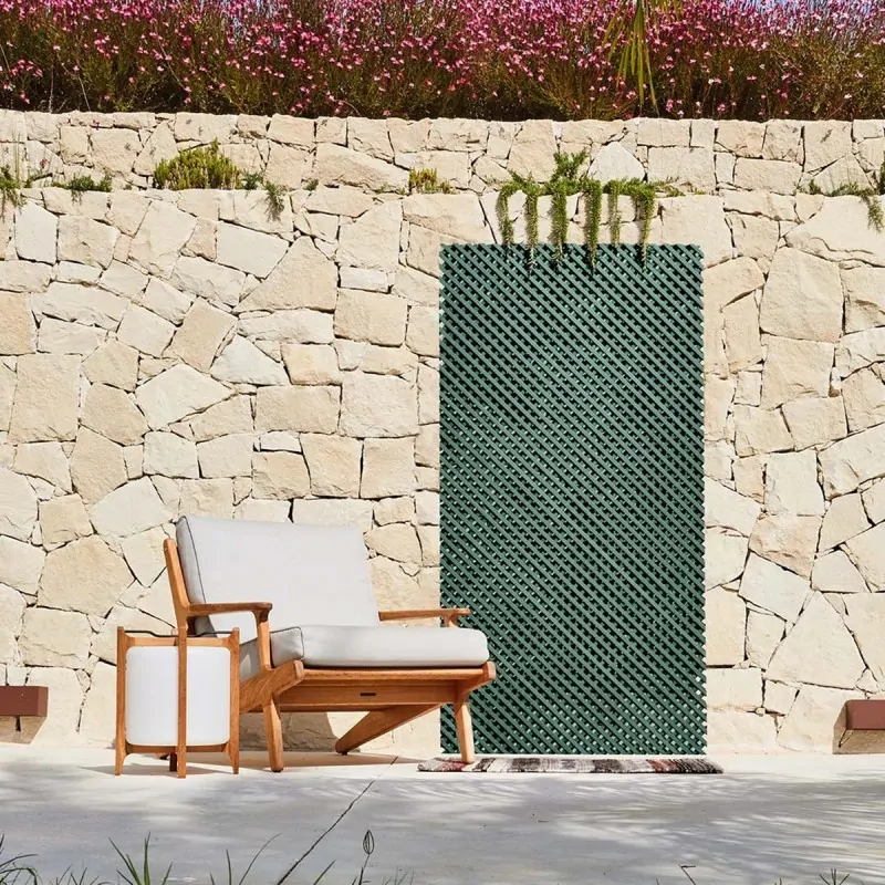 LOP® Synthetic Trellis 82 x 122cm - Green with Frame