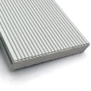 WPC striped ending caps 2,4 x 14,6cm - off white
