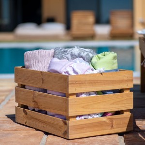 ξύλινο καλάθι για πετσέτες θαλάσσης